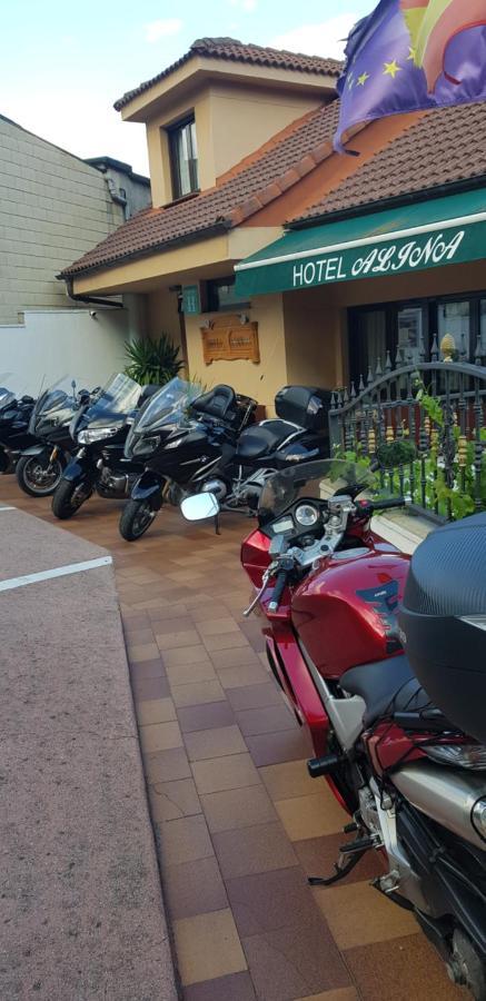קנגס דל נרסאה Hotel Alina מראה חיצוני תמונה